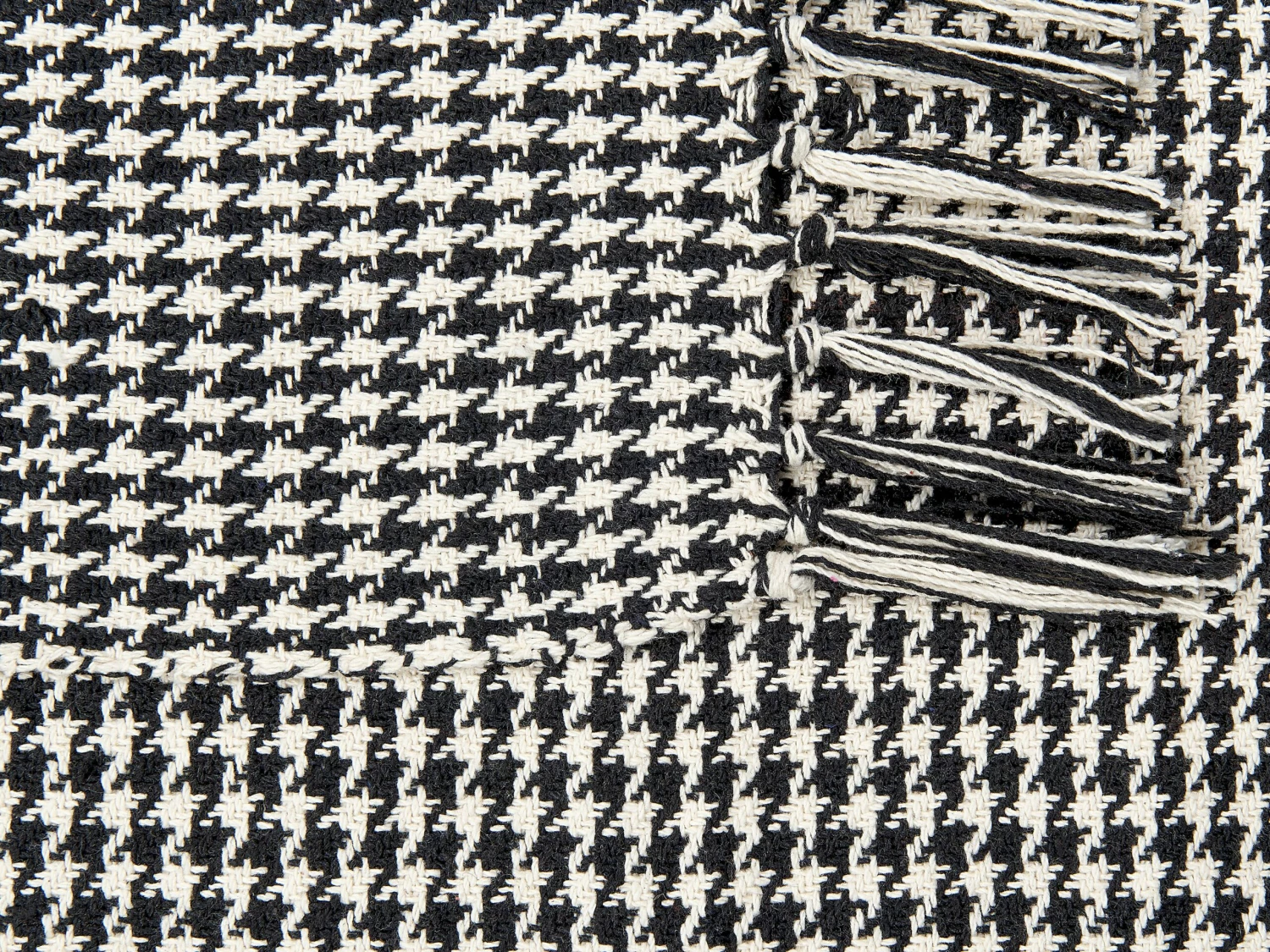 Cotton Blanket 125 X 150 Cm Black And White DAMEK 5 Cotton Blanket 125 X 150 Cm Black And White DAMEK - Image 5